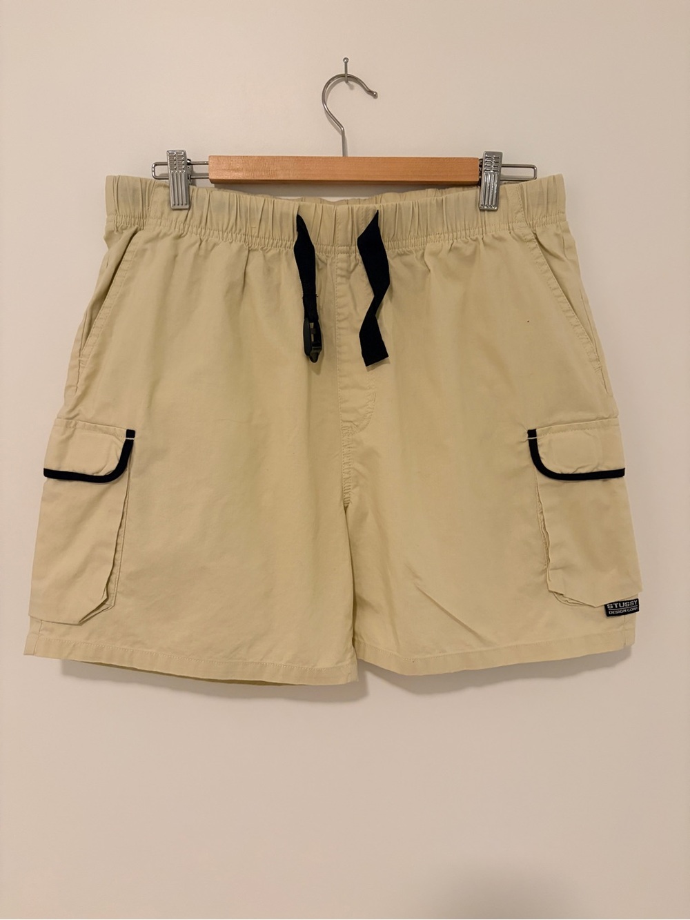 Stussy Men's Beige Cargo Shorts w